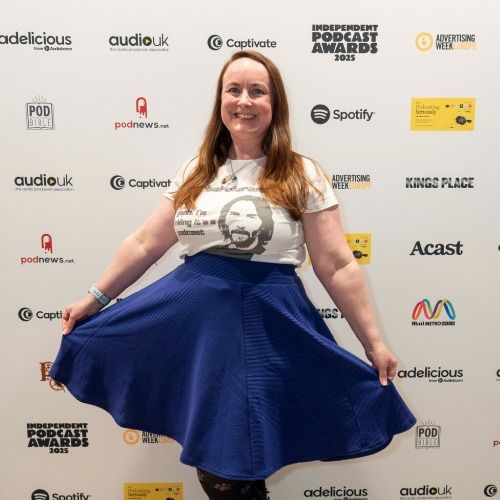 Profile picture for Em .