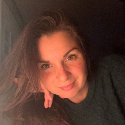 Profile picture for Nicole Elizabeth