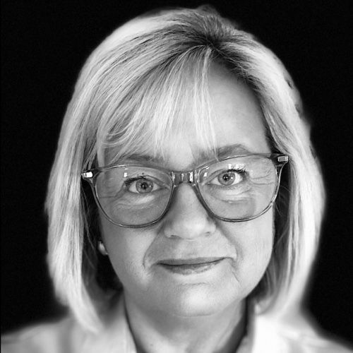 Profile picture for Deb Halliday