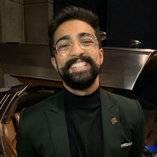 Profile picture for Umer Qureshi